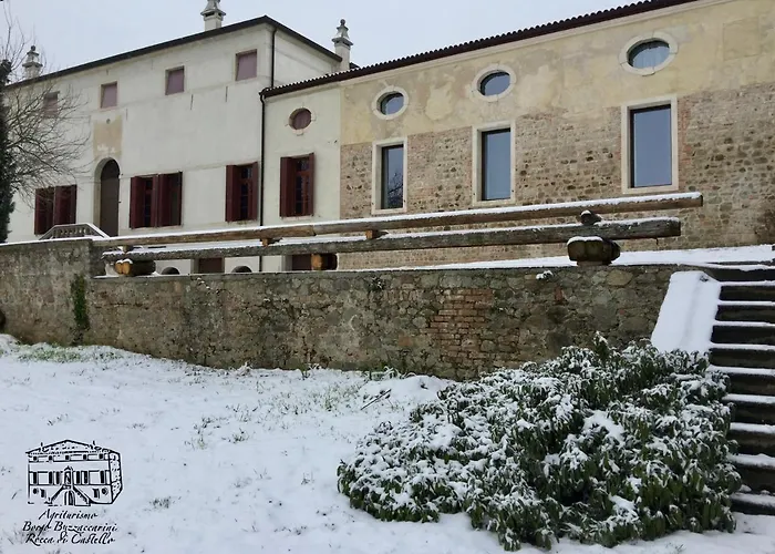 Borgo Buzzaccarini Rocca Di Castello *