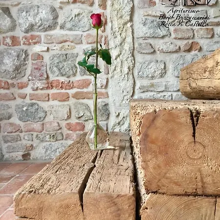 Borgo Buzzaccarini Rocca Di Castello