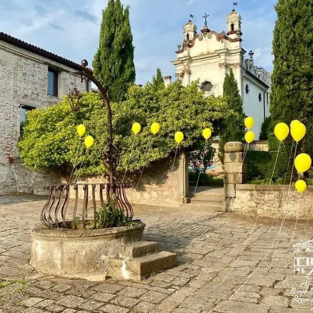 Borgo Buzzaccarini Rocca Di Castello